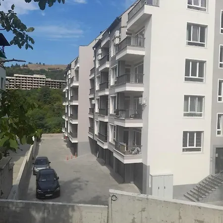 Apartment адиз 1