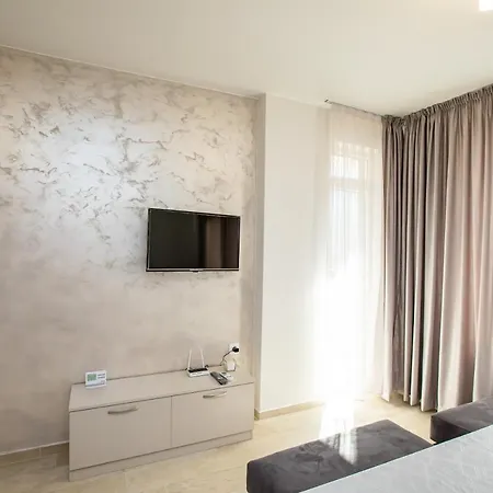 адиз 1 * Sandanski