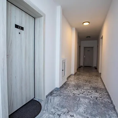 адиз 1 Apartmán