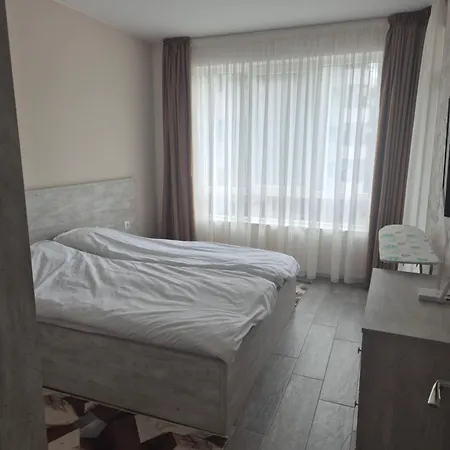 Apartament адиз *
