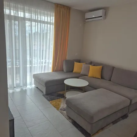 адиз Apartament *